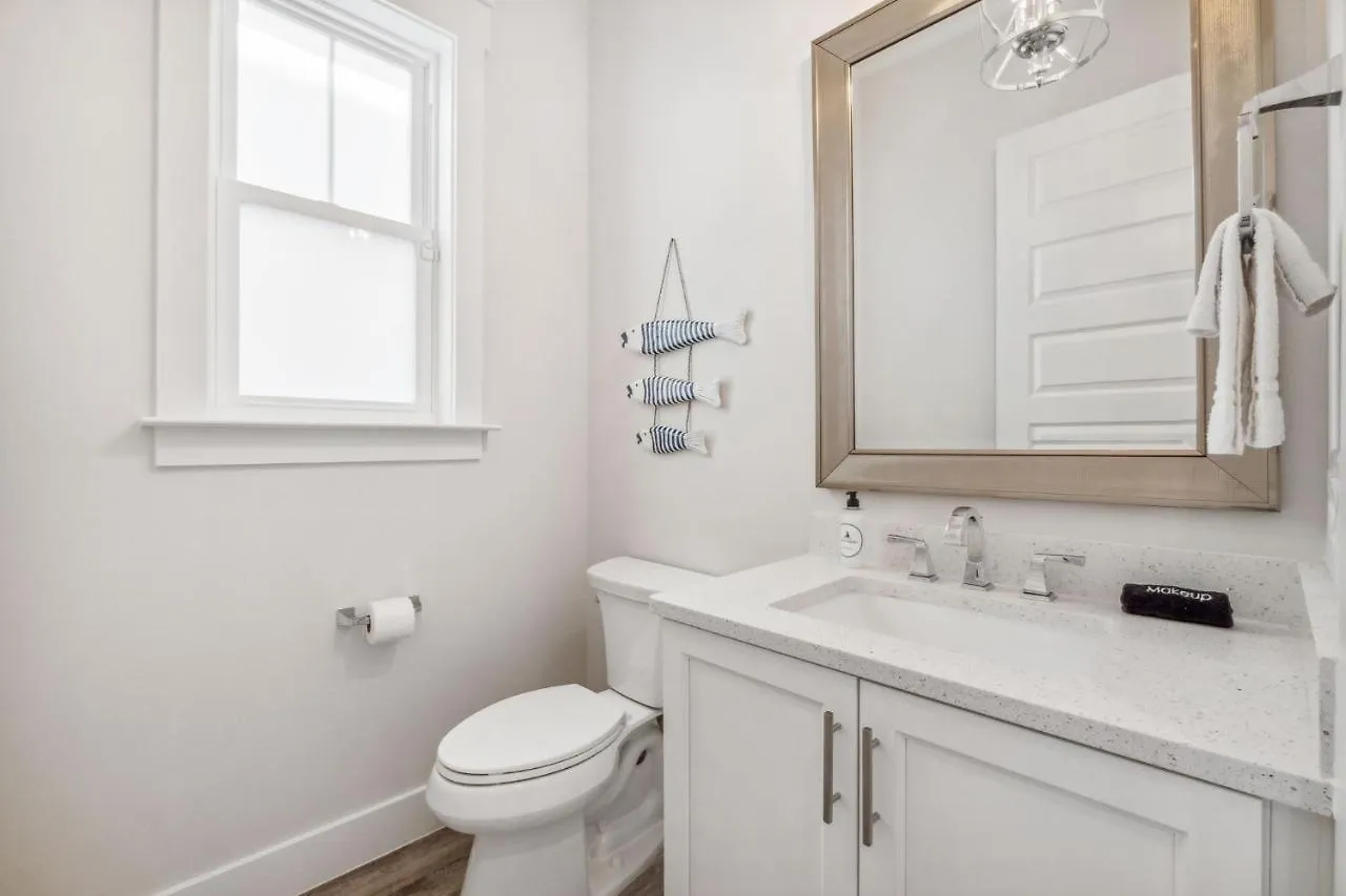 Laguna Beach Pearl By Nautical Properties Panama City Beach Holiday home